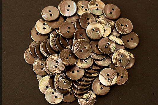 Silvery beige button, 14mm