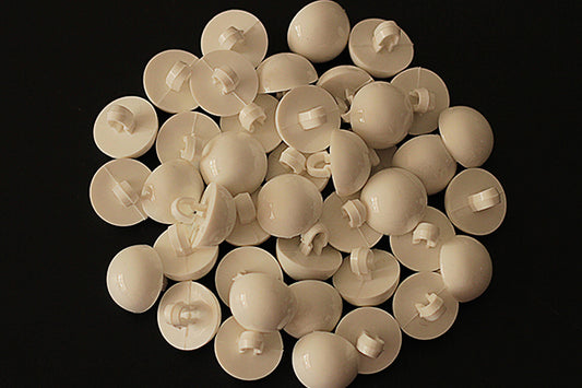 White round shank buttons, 14mm